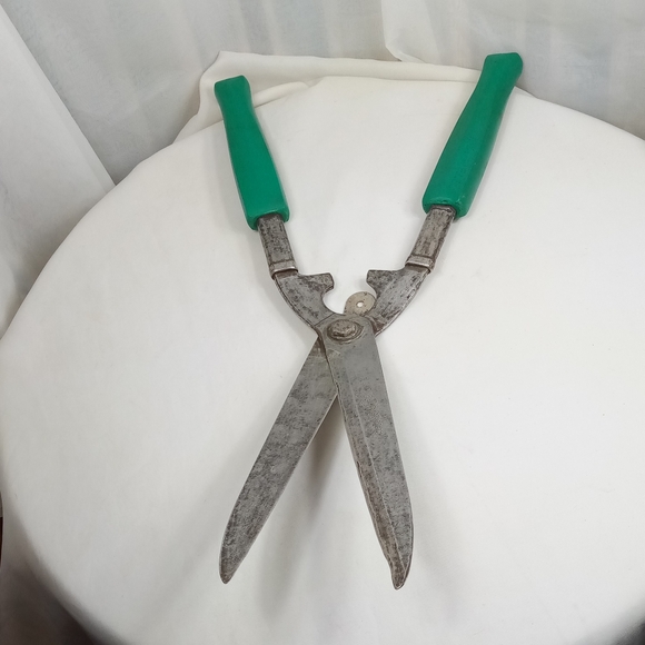 Vintage Wiss No. 8D USA Green Handled Forged-Hardened Hedge Clippers Shears - Picture 11 of 12